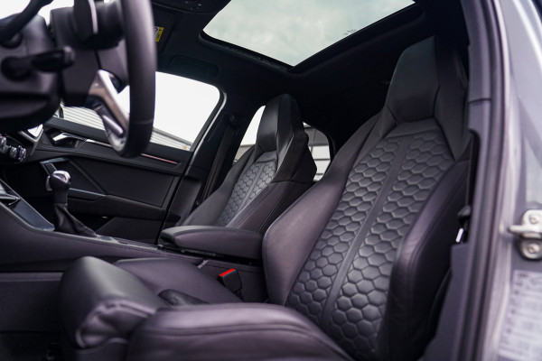 Audi RSQ3 Sportback TFSI RS | Schuifdak | RS Zetels | Bang&Olufsen 3D Premium | Adaptieve Cruise | Sport uitlaat | NardoGrey |