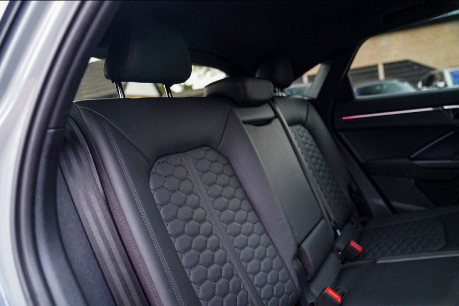 Audi RSQ3 Sportback TFSI RS | Schuifdak | RS Zetels | Bang&Olufsen 3D Premium | Adaptieve Cruise | Sport uitlaat | NardoGrey |