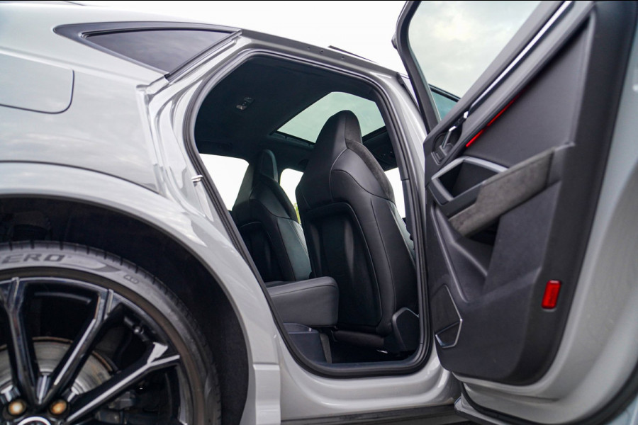 Audi RSQ3 Sportback TFSI RS | Schuifdak | RS Zetels | Bang&Olufsen 3D Premium | Adaptieve Cruise | Sport uitlaat | NardoGrey |