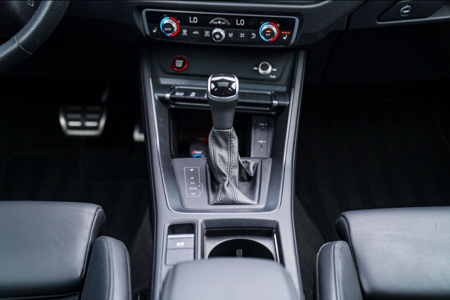 Audi RSQ3 Sportback TFSI RS | Schuifdak | RS Zetels | Bang&Olufsen 3D Premium | Adaptieve Cruise | Sport uitlaat | NardoGrey |