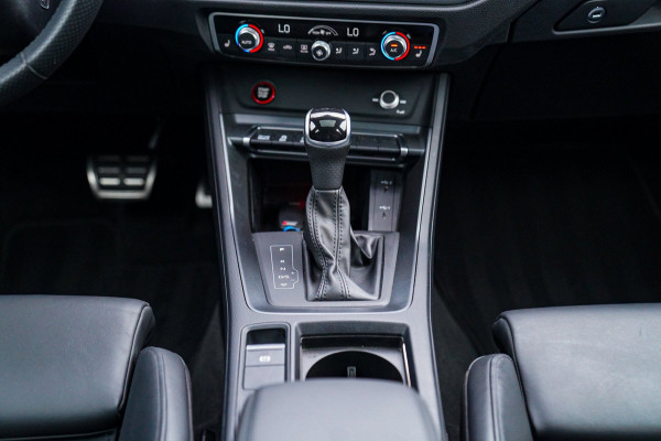 Audi RSQ3 Sportback TFSI RS | Schuifdak | RS Zetels | Bang&Olufsen 3D Premium | Adaptieve Cruise | Sport uitlaat | NardoGrey |