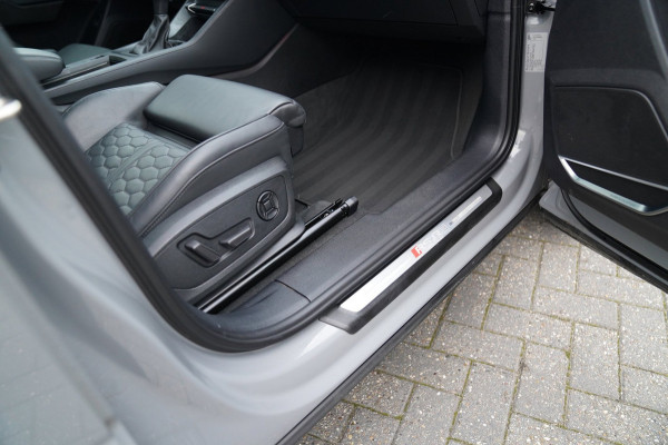 Audi RSQ3 Sportback TFSI RS | Schuifdak | RS Zetels | Bang&Olufsen 3D Premium | Adaptieve Cruise | Sport uitlaat | NardoGrey |