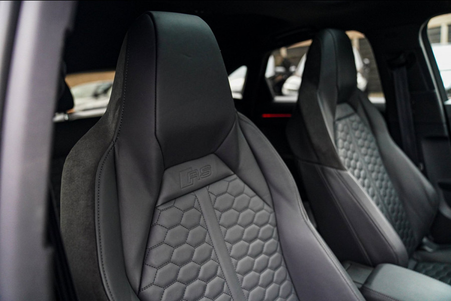 Audi RSQ3 Sportback TFSI RS | Schuifdak | RS Zetels | Bang&Olufsen 3D Premium | Adaptieve Cruise | Sport uitlaat | NardoGrey |