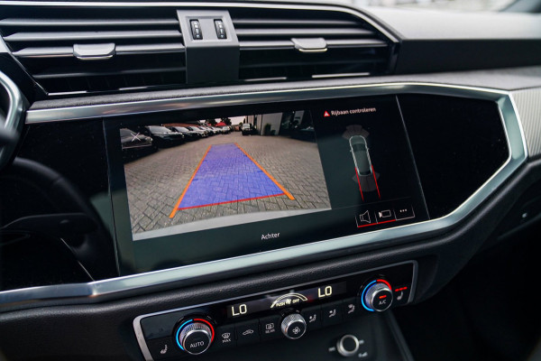 Audi RSQ3 Sportback TFSI RS | Schuifdak | RS Zetels | Bang&Olufsen 3D Premium | Adaptieve Cruise | Sport uitlaat | NardoGrey |