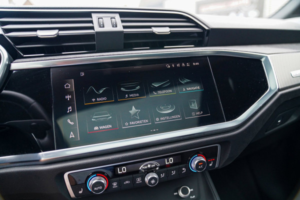 Audi RSQ3 Sportback TFSI RS | Schuifdak | RS Zetels | Bang&Olufsen 3D Premium | Adaptieve Cruise | Sport uitlaat | NardoGrey |