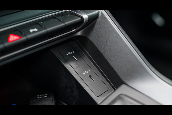 Audi RSQ3 Sportback TFSI RS | Schuifdak | RS Zetels | Bang&Olufsen 3D Premium | Adaptieve Cruise | Sport uitlaat | NardoGrey |