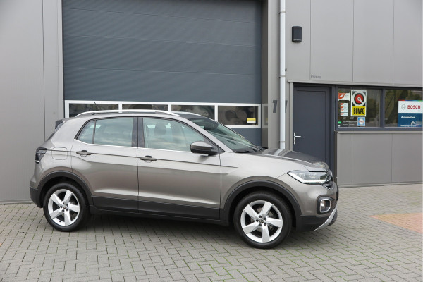 Volkswagen T-Cross 1.0 TSI 110pk DSG Style, Led, Virtual Cockpit, Navigatie, Stoelverwarming, DAB+ ,Carplay ,etc .