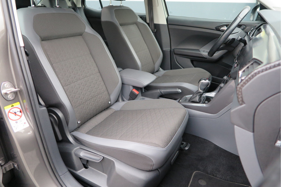 Volkswagen T-Cross 1.0 TSI 110pk DSG Style, Led, Virtual Cockpit, Navigatie, Stoelverwarming, DAB+ ,Carplay ,etc .