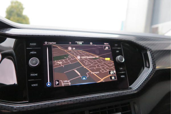 Volkswagen T-Cross 1.0 TSI 110pk DSG Style, Led, Virtual Cockpit, Navigatie, Stoelverwarming, DAB+ ,Carplay ,etc .