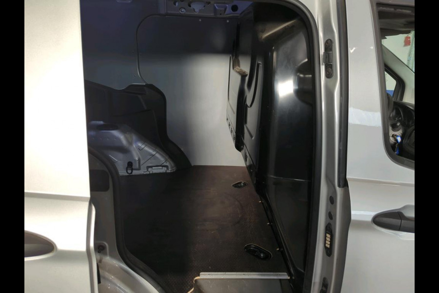 Ford Transit Courier 1.5 TDCI Trend Duratorq S&S | Navigatie | Parkeersensoren Achter | Cruise Control |