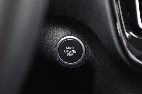 Volvo XC40 T5 262PK Recharge Inscription / Adaptive Cruise Control / Leren bekleding / Elektrisch verstelbare stoelen met geheugen / Stoel- en stuurverwarming / Elektrisch panorama schuifdak / Trekhaak elektrisch uitklapbaar/ Elektrische achterklep / Achteruitrijcamera / Parkeersensoren V+A