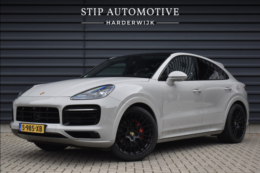 Porsche Cayenne Coupé 3.0 E-Hybrid Platinum Edition SportDesign *Krijt* | Sportuitlaat | Panorama | ACC | Trekhaak | Ventilatie | Achterasbesturing | Bose | Head-Up | 22'' Wielen |