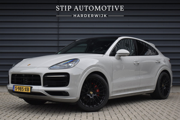 Porsche Cayenne Coupé 3.0 E-Hybrid Platinum Edition SportDesign *Krijt* | Sportuitlaat | Panorama | ACC | Trekhaak | Ventilatie | Achterasbesturing | Bose | Head-Up | 22'' Wielen |
