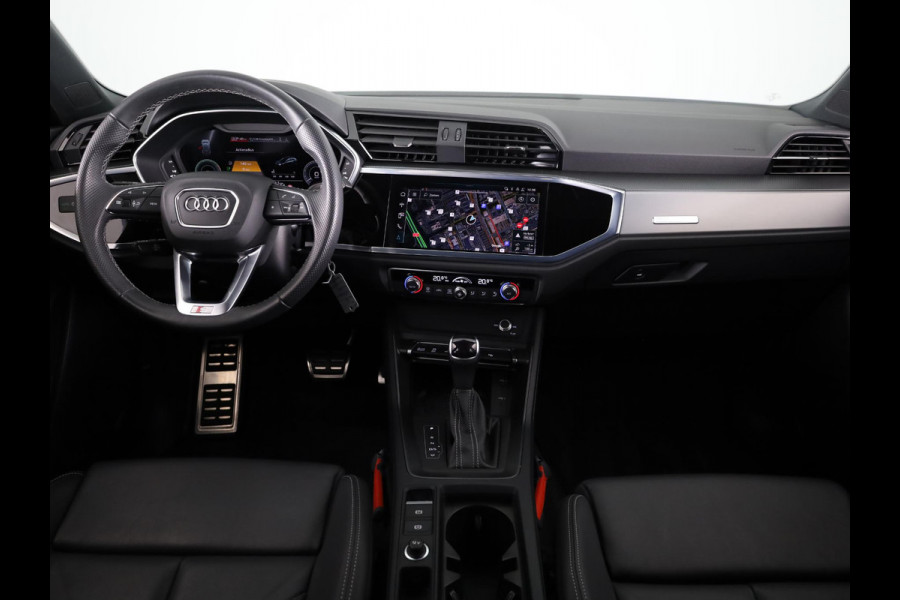 Audi Q3 45 TFSI e S edition 245pk | Navigatiesysteem full map | S Line exterieur met lederen bekleding | Apple Carplay/Android Auto |  Achteruitrijcamera | Dodehoekdetectie |