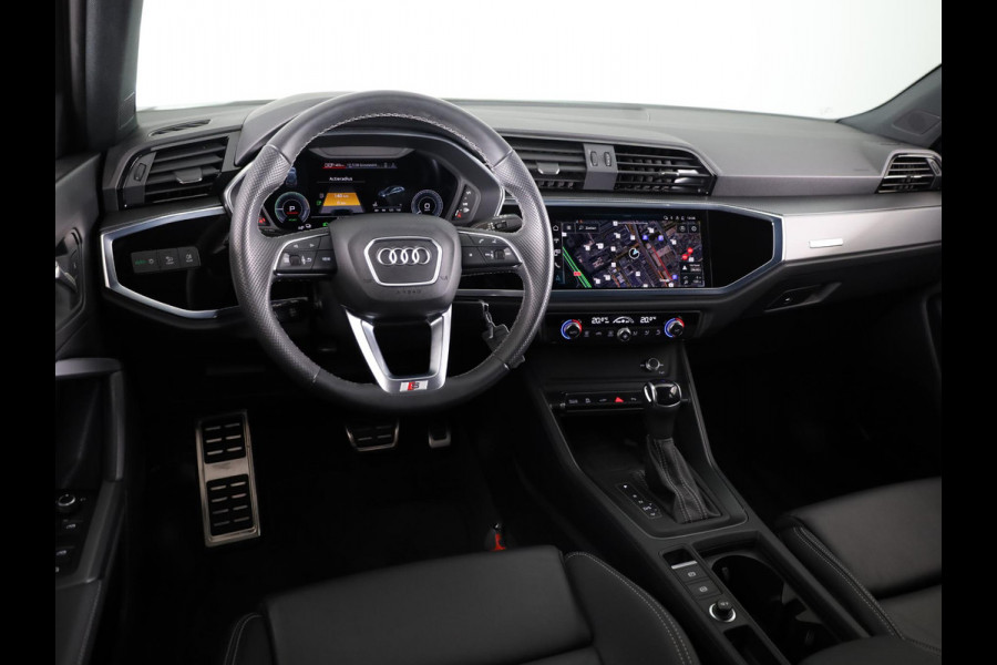 Audi Q3 45 TFSI e S edition 245pk | Navigatiesysteem full map | S Line exterieur met lederen bekleding | Apple Carplay/Android Auto |  Achteruitrijcamera | Dodehoekdetectie |