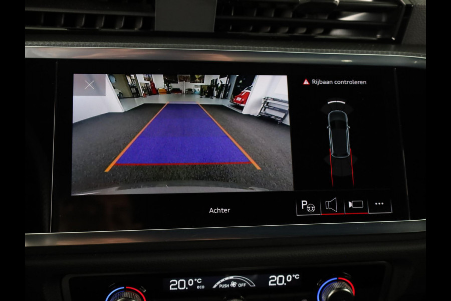 Audi Q3 45 TFSI e S edition 245pk | Navigatiesysteem full map | S Line exterieur met lederen bekleding | Apple Carplay/Android Auto |  Achteruitrijcamera | Dodehoekdetectie |