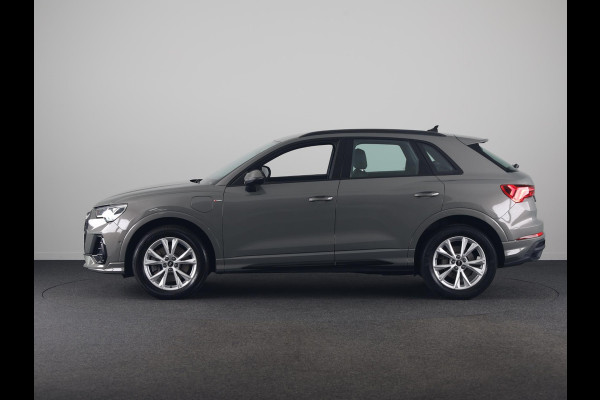 Audi Q3 45 TFSI e S edition 245pk | Navigatiesysteem full map | S Line exterieur met lederen bekleding | Apple Carplay/Android Auto |  Achteruitrijcamera | Dodehoekdetectie |