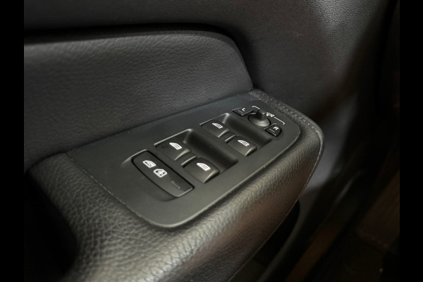 Volvo XC60 2.0 T5 Inscription | 250PK | Automaat | Leder | Camera | Trekhaak | Pano | Navi | 12,3” Digitaal Display