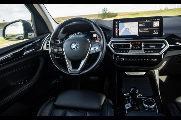 BMW X3 xDrive30e High Executive CARPLAY / 360 CAMERA / STOELVERWARMING / PERFECT ONDERHOUDEN