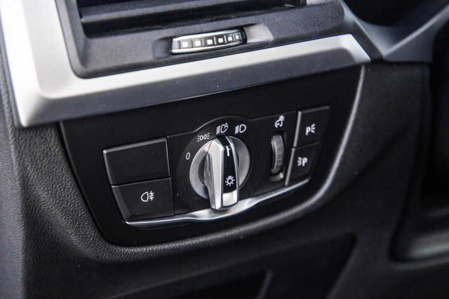 BMW X3 xDrive30e High Executive CARPLAY / 360 CAMERA / STOELVERWARMING / PERFECT ONDERHOUDEN