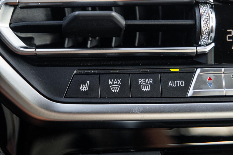 BMW X3 xDrive30e High Executive CARPLAY / 360 CAMERA / STOELVERWARMING / PERFECT ONDERHOUDEN
