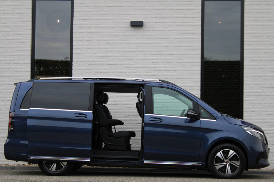 Mercedes-Benz Eqv 300 L2 / AMG / Panorama / Luchtvering / 7-Persoons / Slaapbank / 360 Camera / Vol Opties / NIEUWSTAAT