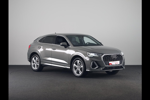 Audi Q3 Sportback 35 TFSI S Edition 150pk | Parkeer pakket | Apple Carplay/Android Auto | Climate control | Full-LED koplampen | Navigatiesysteem full map + hard disk | S Line exterieur en interieur | Lichtmetalen velgen 10-spaaks 19" | Voorstoelen verwarmd