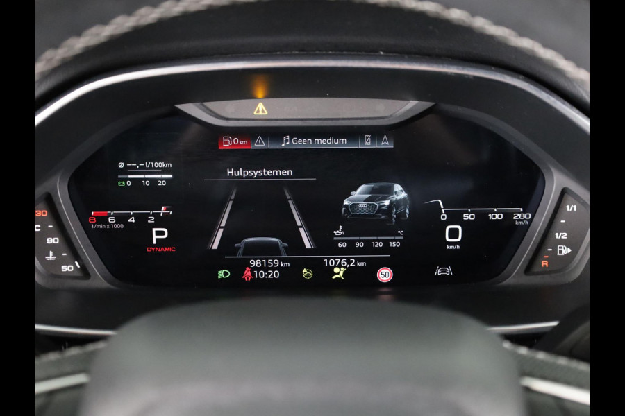 Audi Q3 Sportback 35 TFSI S Edition 150pk | Parkeer pakket | Apple Carplay/Android Auto | Climate control | Full-LED koplampen | Navigatiesysteem full map + hard disk | S Line exterieur en interieur | Lichtmetalen velgen 10-spaaks 19" | Voorstoelen verwarmd