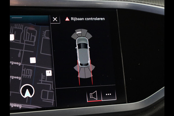 Audi Q3 Sportback 35 TFSI S Edition 150pk | Parkeer pakket | Apple Carplay/Android Auto | Climate control | Full-LED koplampen | Navigatiesysteem full map + hard disk | S Line exterieur en interieur | Lichtmetalen velgen 10-spaaks 19" | Voorstoelen verwarmd