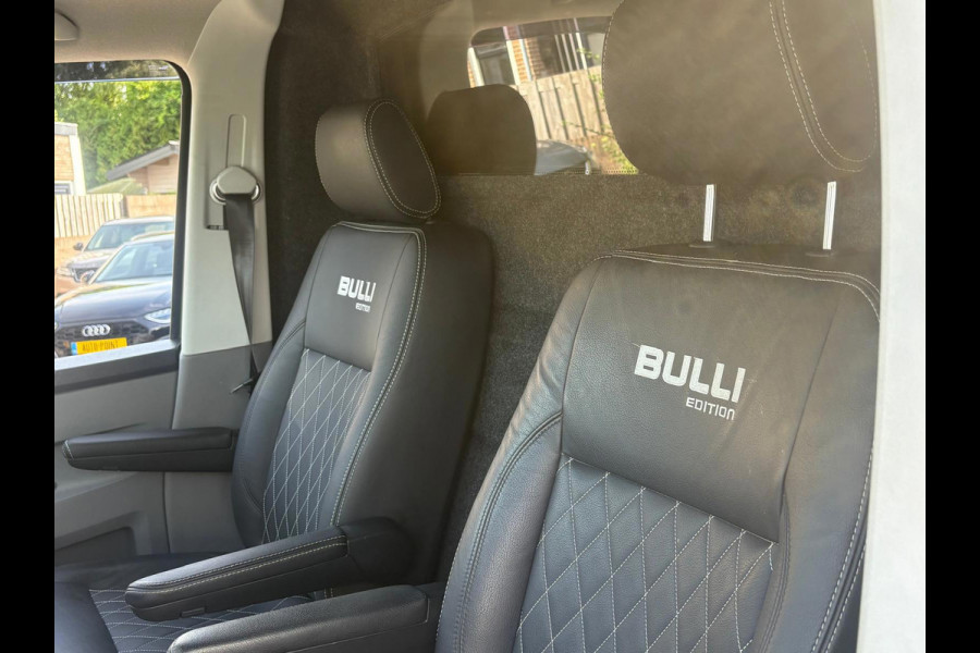Volkswagen Transporter 2.0 TDI BULLI/59060KM!/1OWNER/VIRTUAL/LEDER/CAMERA