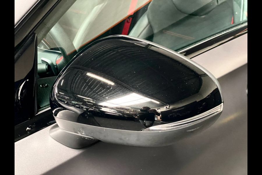 Mercedes-Benz A-Klasse 180 Premium Plus 35 AMG-Aerodynamic PANO NAP
