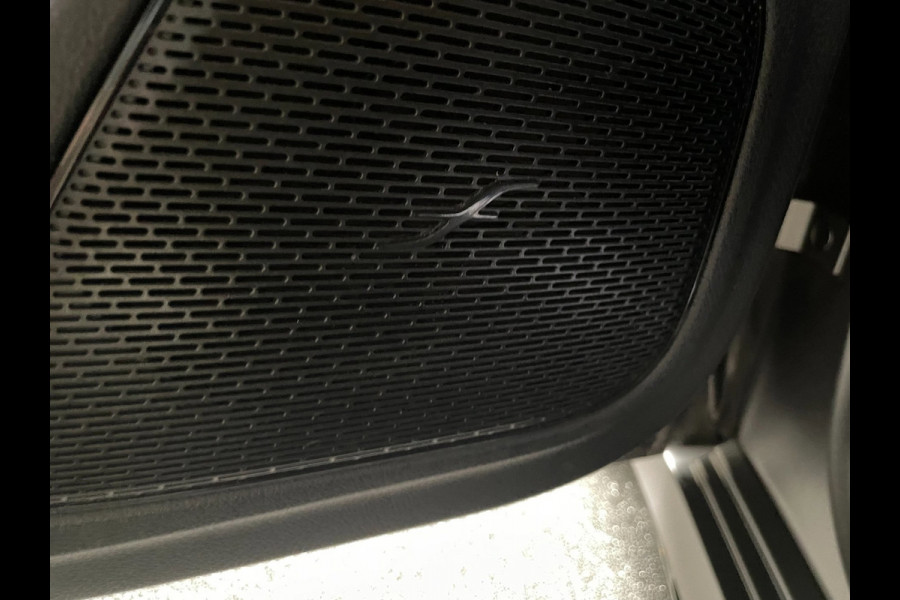 Mercedes-Benz A-Klasse 180 Premium Plus 35 AMG-Aerodynamic PANO NAP