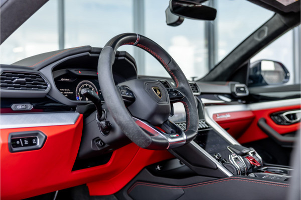 Lamborghini Urus 4.0 V8 | CT Carbon Widebody | Pano | B&O 3D | Stoelkoeling
