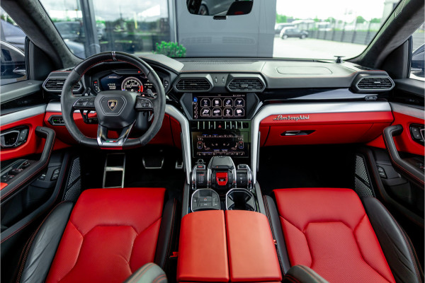 Lamborghini Urus 4.0 V8 | CT Carbon Widebody | Pano | B&O 3D | Stoelkoeling