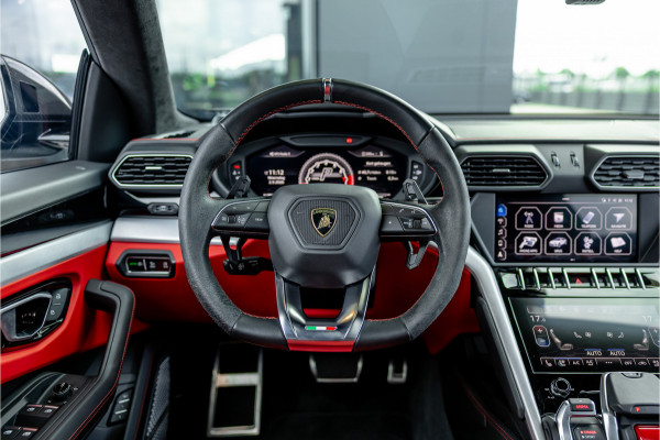 Lamborghini Urus 4.0 V8 | CT Carbon Widebody | Pano | B&O 3D | Stoelkoeling