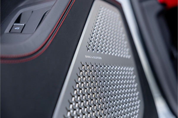 Lamborghini Urus 4.0 V8 | CT Carbon Widebody | Pano | B&O 3D | Stoelkoeling