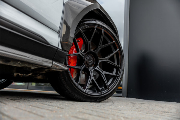 Lamborghini Urus 4.0 V8 | CT Carbon Widebody | Pano | B&O 3D | Stoelkoeling
