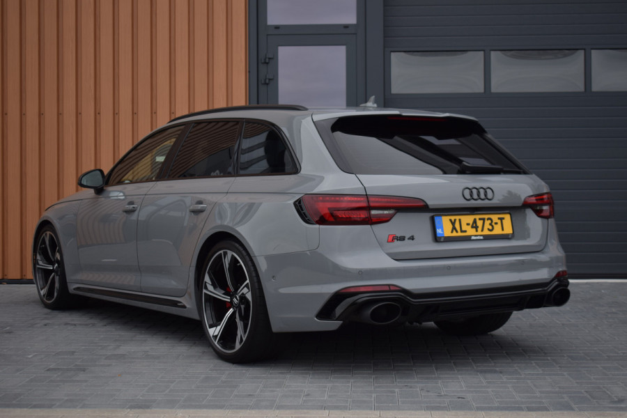 Audi RS4 2.9 TFSI 450pk Quattro Pano | HUD | Milltek | 360 camera
