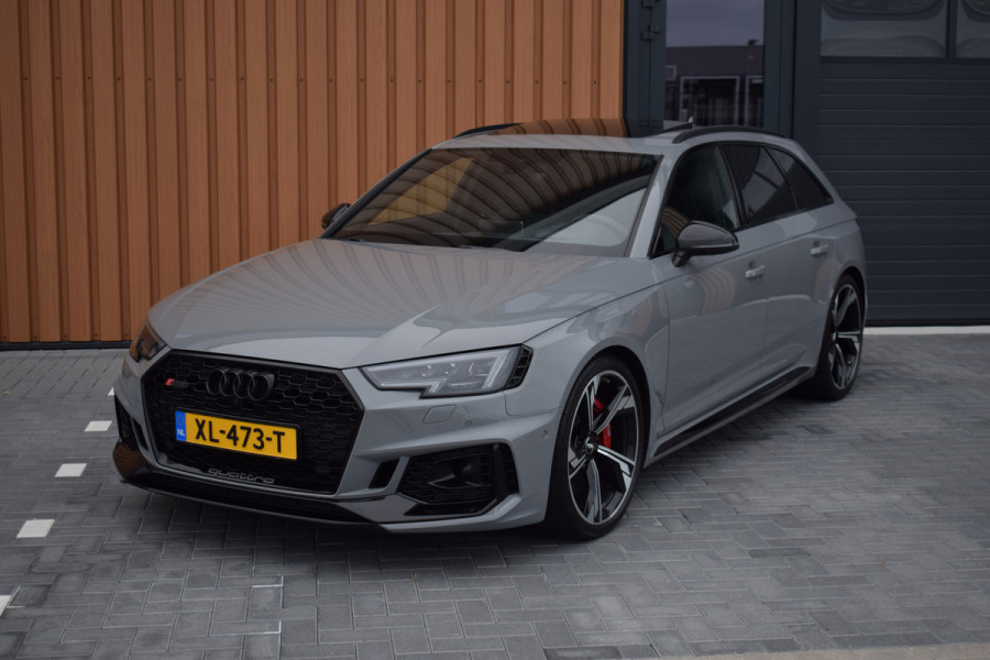 Audi RS4 2.9 TFSI 450pk Quattro Pano | HUD | Milltek | 360 camera