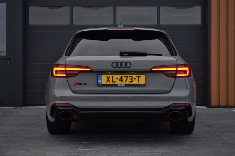 Audi RS4 2.9 TFSI 450pk Quattro Pano | HUD | Milltek | 360 camera