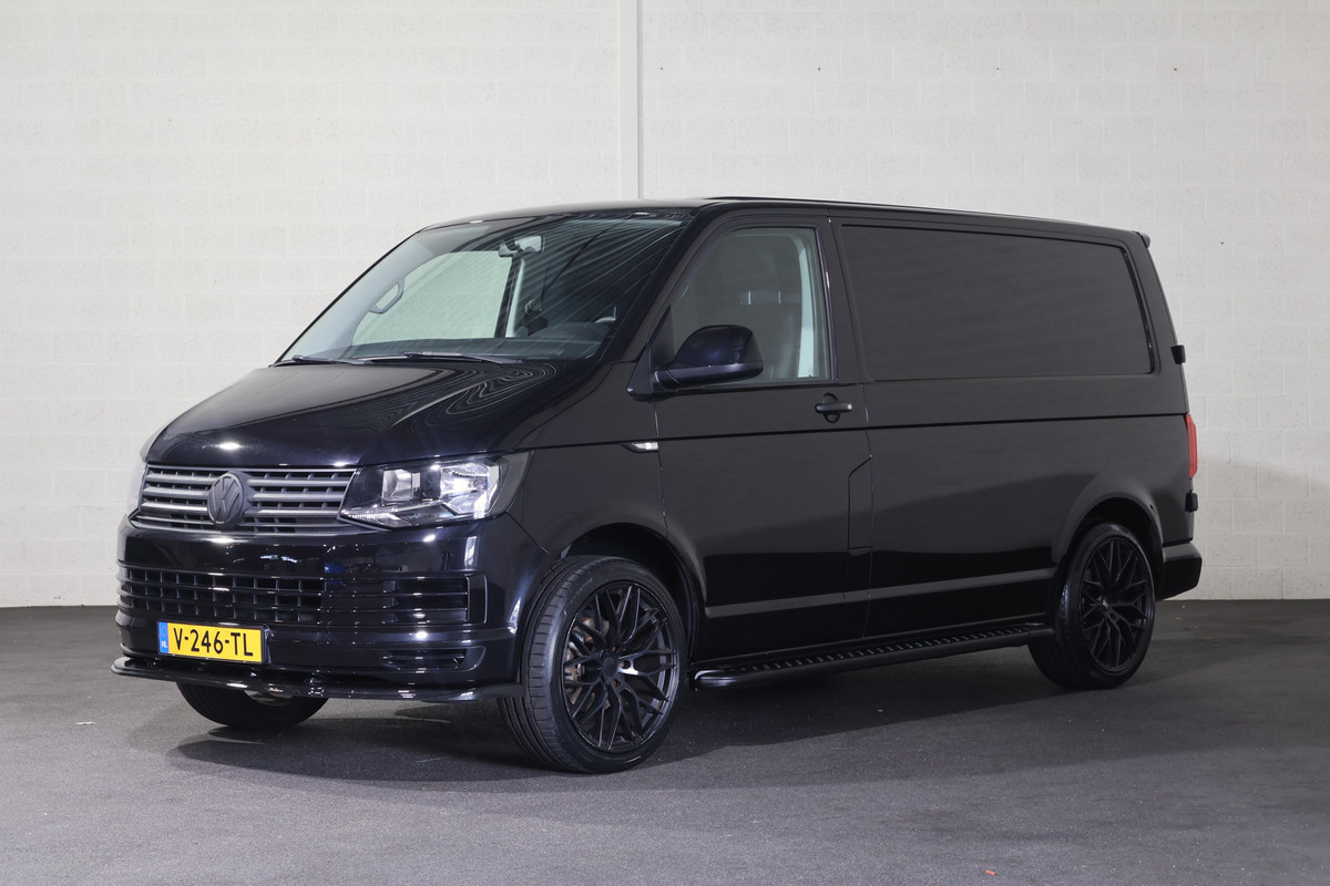 Volkswagen Transporter 2.0 TDI L1 H1 Black Edition
