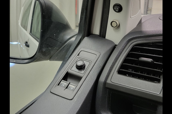Volkswagen Transporter 2.0TDI L2/H1 Dubbele Cabine Euro 6!