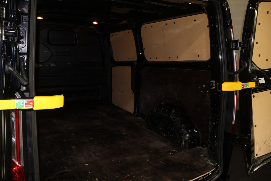 Ford Transit Custom 2.0 TDCI L2 H1 Limited Automaat Airco Camera