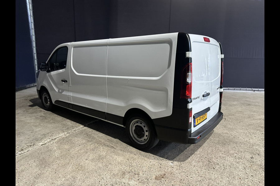 Renault Trafic 2.0 dCi 150pk L2H1 Euro6 Airco | Navigatie | Cruisecontrol | LED | Parkeersensoren Bijrijdersbank