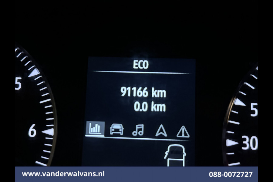 Renault Trafic 2.0 dCi 150pk L2H1 Euro6 Airco | Navigatie | Cruisecontrol | LED | Parkeersensoren Bijrijdersbank