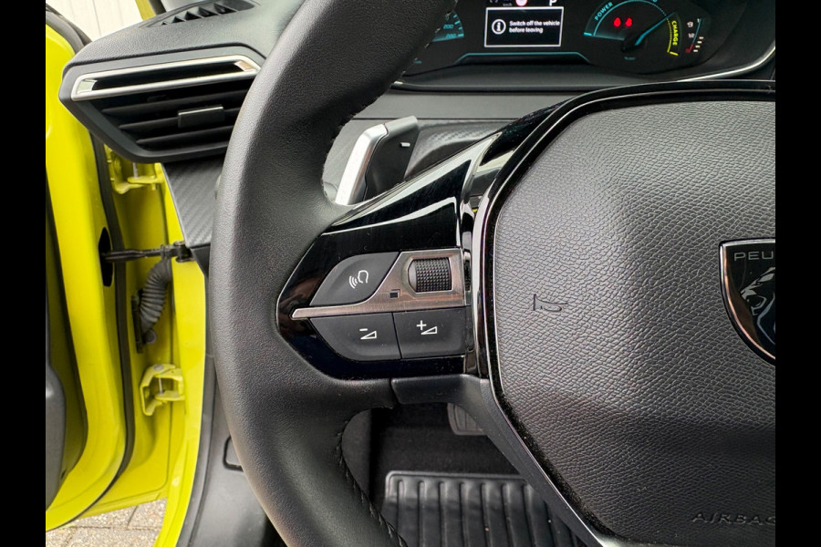 Peugeot 208 1.2 Hybrid 110 e-DCS6 Style Cruise|Carplay|LED