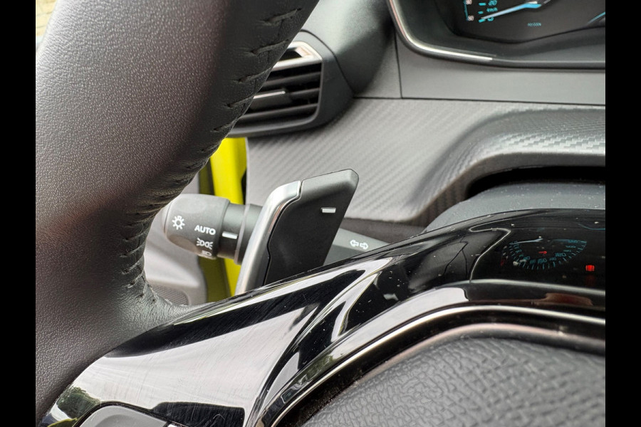 Peugeot 208 1.2 Hybrid 110 e-DCS6 Style Cruise|Carplay|LED