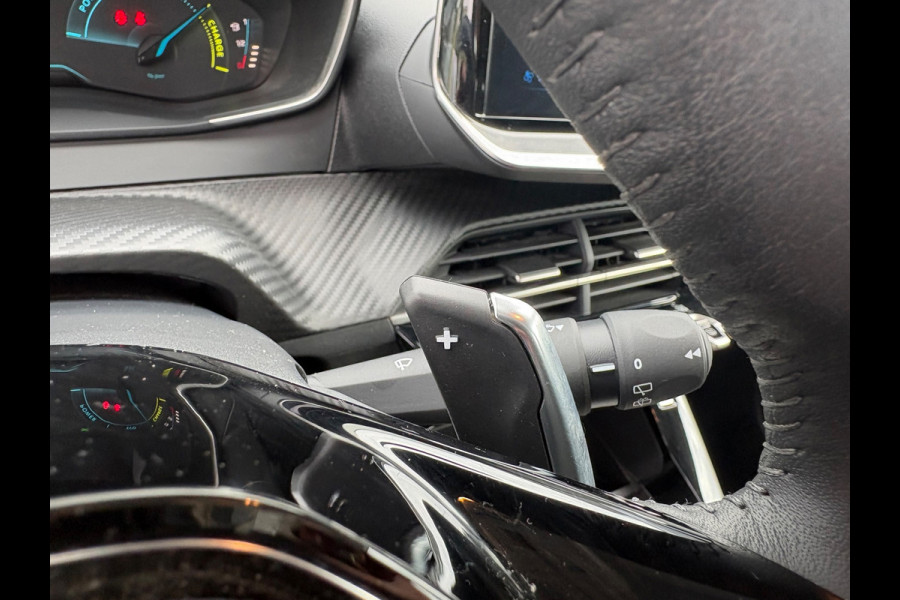 Peugeot 208 1.2 Hybrid 110 e-DCS6 Style Cruise|Carplay|LED
