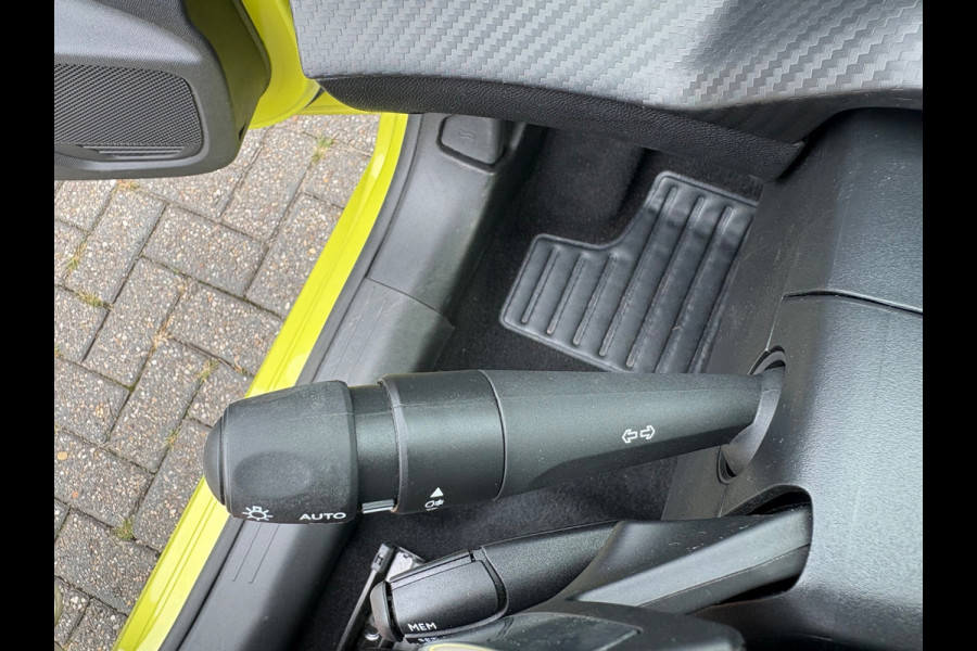 Peugeot 208 1.2 Hybrid 110 e-DCS6 Style Cruise|Carplay|LED