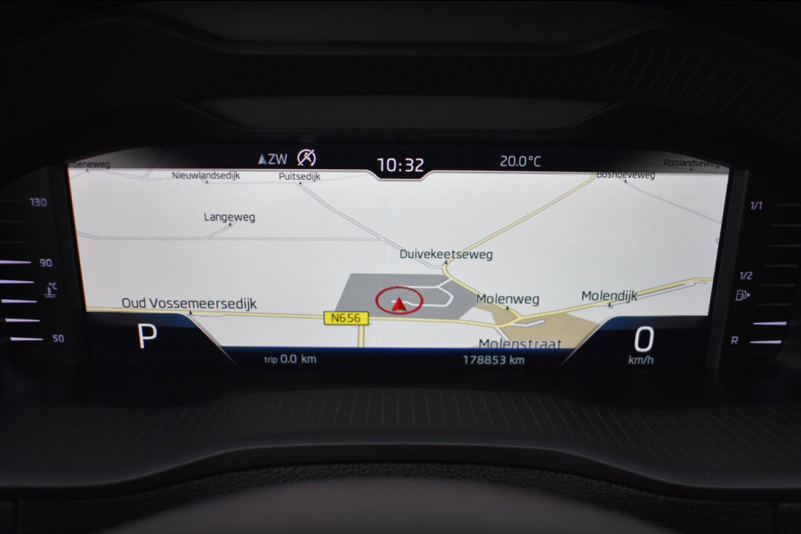 Škoda Karoq 1.5 TSI ACT | VIRTUAL COCKPIT | STOELVERWARMING | CAMERA | NAP | CANTON | SFEERVERLICHTING
